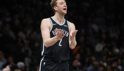 stake-【菜鸟】沃尔夫16分 小克莱顿11分5助 穆萨·西塞8分8板&amp;罚球6中0