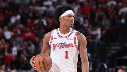 41分创生涯新高！阿门：我现在满怀信心 很期待再战季后赛|明尼苏达森林狼队|休斯敦火箭队|阿门-汤普森|凯文-杜兰特|nba_新浪体育_新浪新闻