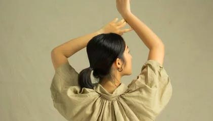 stake官方-官方：拉亚战布莱顿的指尖神扑当选英超12月最佳扑救